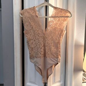 Lace detailed bodysuit